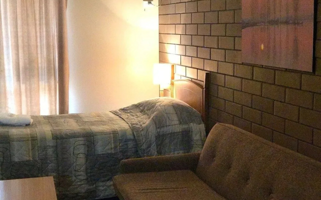 Century Motor Inn