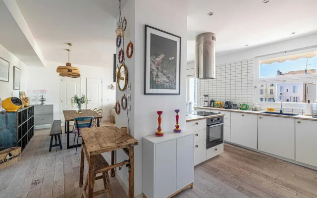 Cozy 2 Bedroom Apartment in the Heart of Cannes