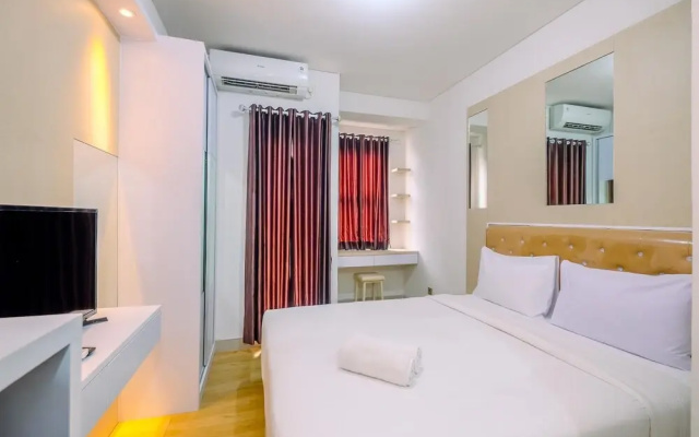 Homey And Best Choice Studio Apartment Transpark Cibubur