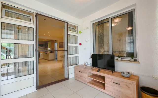 Classic and Smart Rovinj Apartment With Terrace