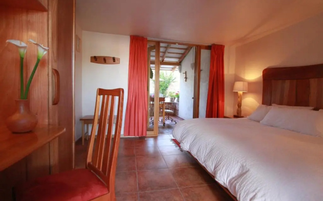 Casa Tsaya Boutique
