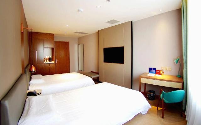 Home Inn Beijing Ping'anli Metro Station