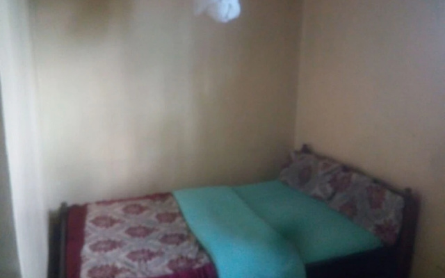 Three Shade Guest House - Adults Only