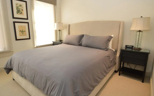 Obermeyer Place by Frias Properties