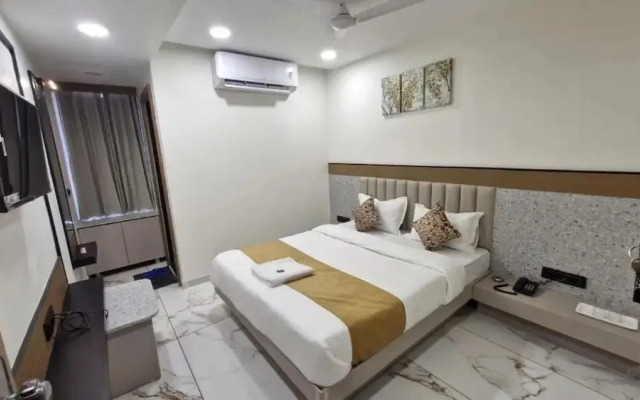 Hotel Rose Gold