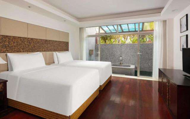 Grand Mercure Sanya Yalong Bay