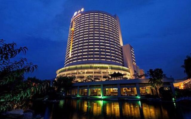 Shan Dong Hotel вид на фасад