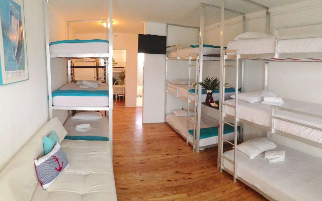 Bikini Hostel, Café & Beer Garden Free Breakfast & Dinner!