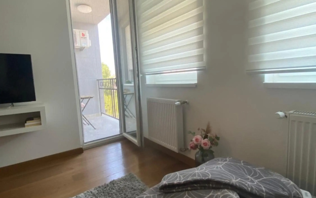 Apartment 212