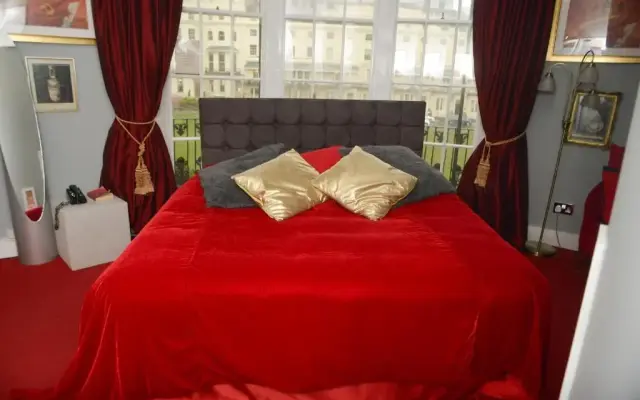 Hotel Pelirocco
