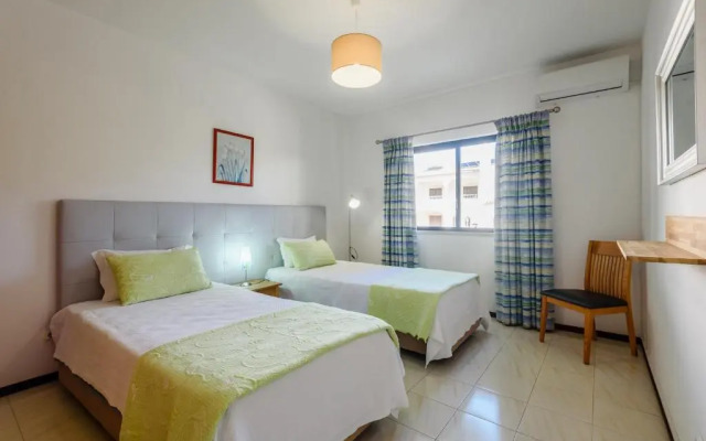Villa Protea - 5 bedroom, beach, air-con, wifi