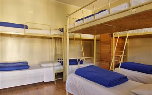 Roma Hostel