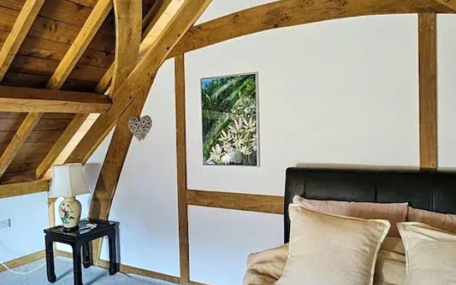 Peaceful Nature Retreat in Othery