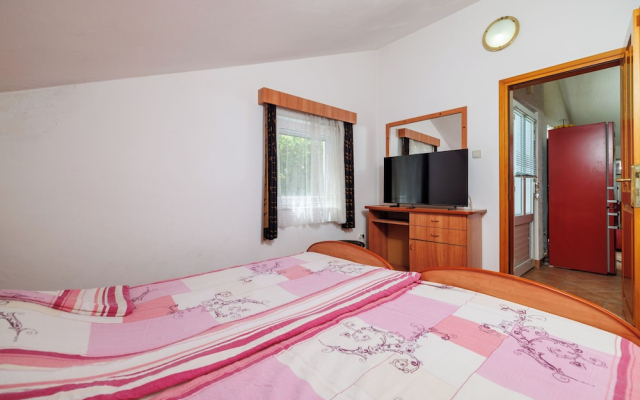 Apartments Rasa