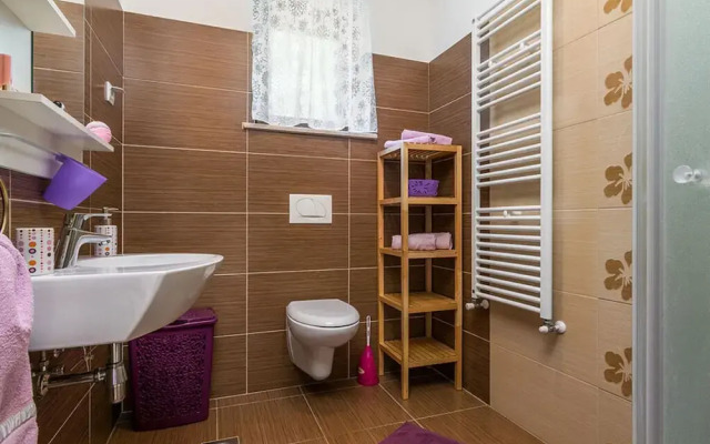 Villa Emanuel Comfortable Holiday Residence