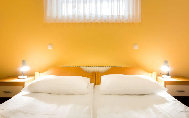 Rooms & Apartments Kepic