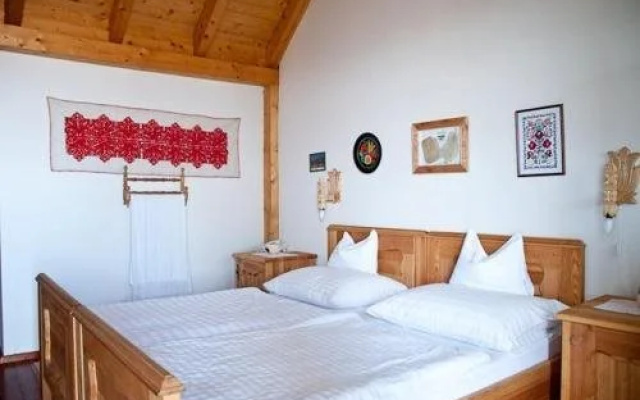 Bagolyvár Inn