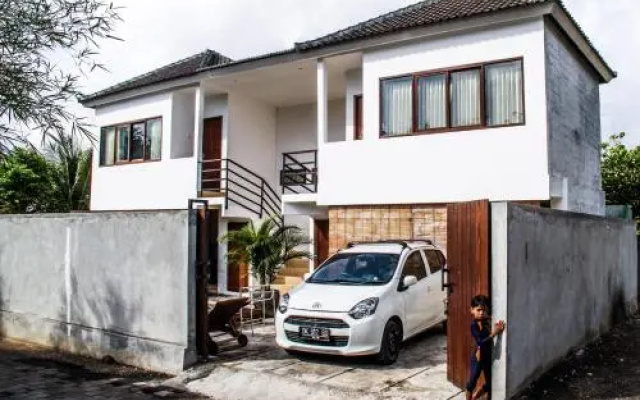 Balangan Suites