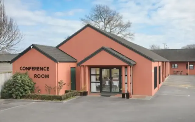 Pavilion Motel & Conference Centre