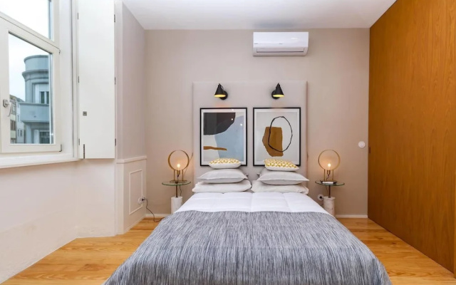 Porto Fancy Deluxe Apartment by GuestReady