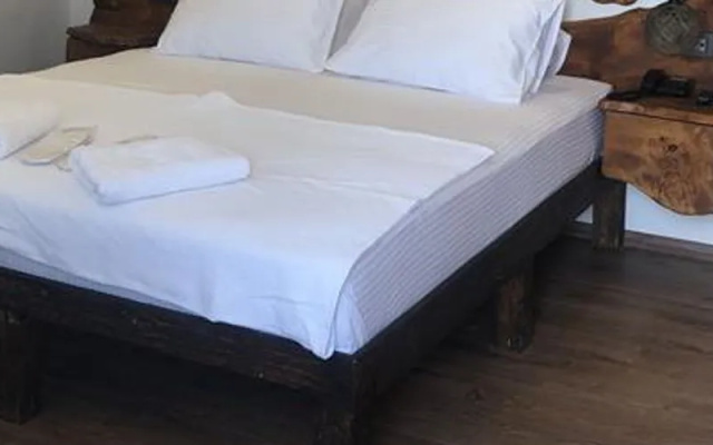 White Moon Hotel