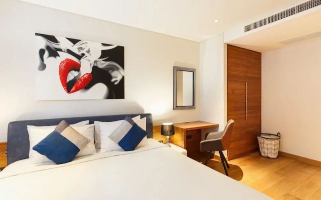 SeaView BluePoint Apartment 819
