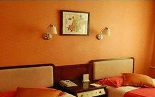 Huguosi Hotel