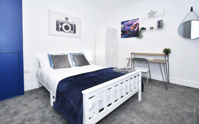Townhouse @ 42 Minshull New Road Crewe