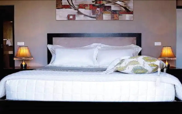 VIP Living Luxury Hotel Apartments