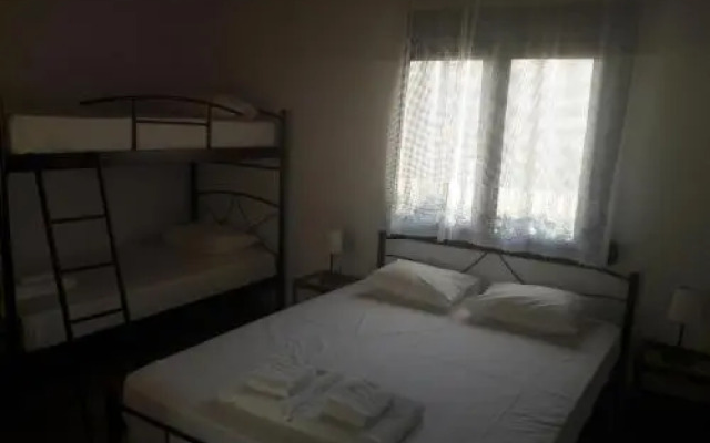 Kesi Holiday Home
