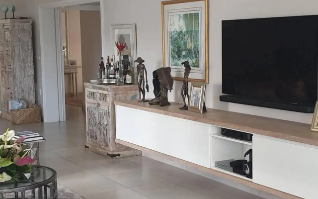 Modern Beach Apartment Eco Estate