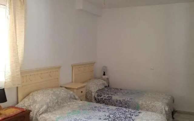 Spaciously Cosy Apartment 5b close to beach