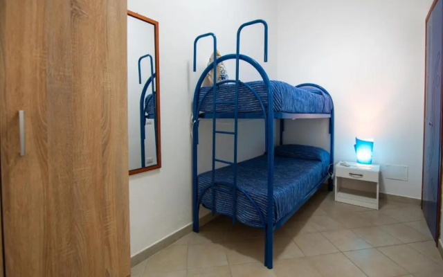 Villa Reby a 100mt dal mare di Gallina
