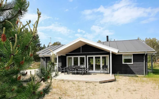 10 Person Holiday Home in Albaek-by Traum