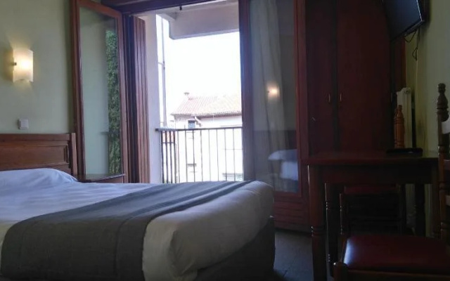 Hotel des Arcades