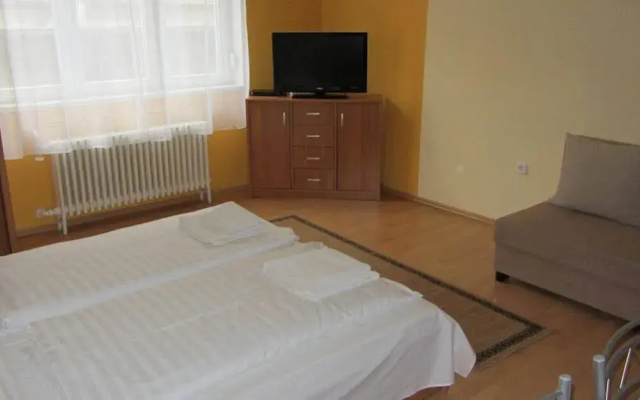 Jolie Apartman
