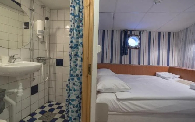 Loginn Hotel