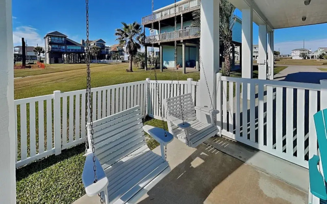 Sanctuary by the Sea by Ryson Vacation Rentals