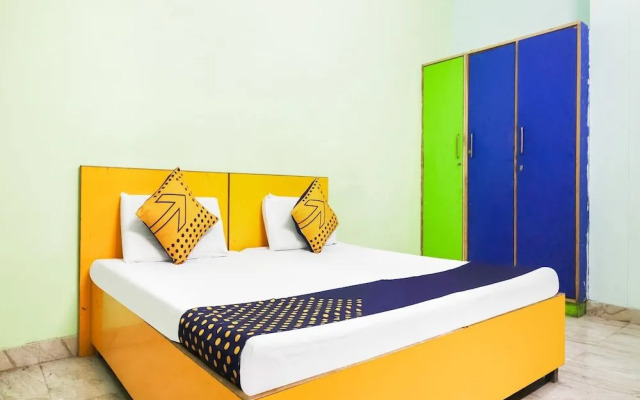 Spot On 62209 Yash Hotel