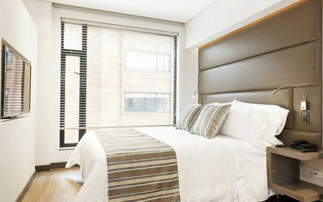 Bs Rosales Hotel And Suites