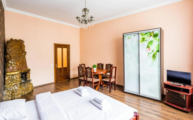 Design Apartment in Old City Centre
