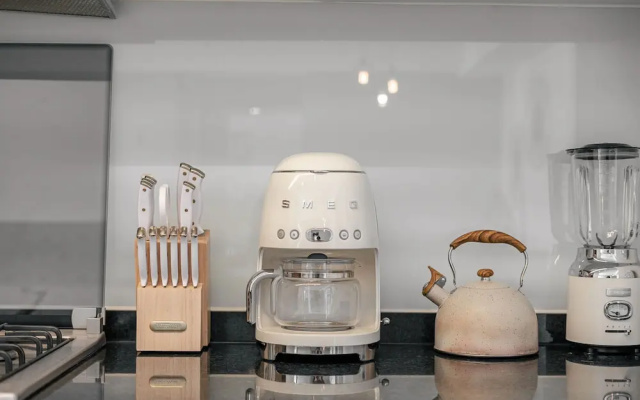 The Taman Loft Chic 2BR 2BA in a Condesa