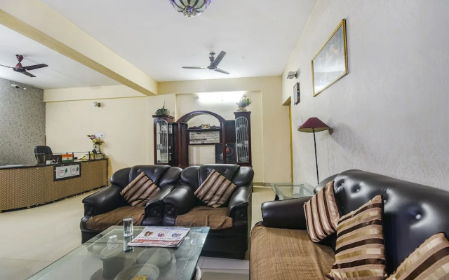 Fabhotel Maadhavam Residence