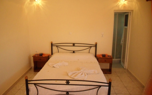 Villa Iliovasilema Santorini