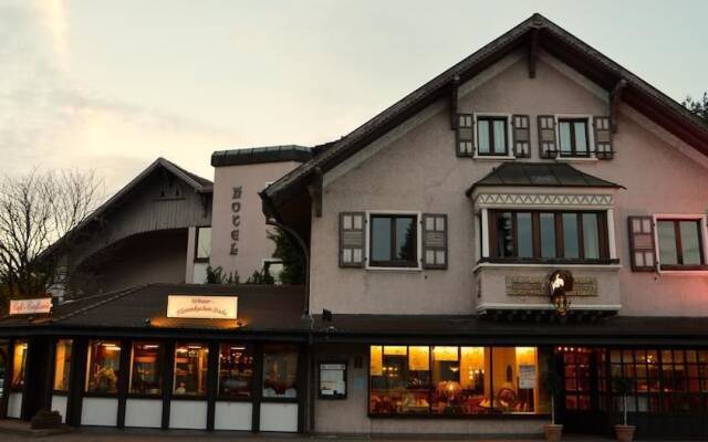 Hotel Haus Krone In Bexbach Germany From 98 Photos Reviews
