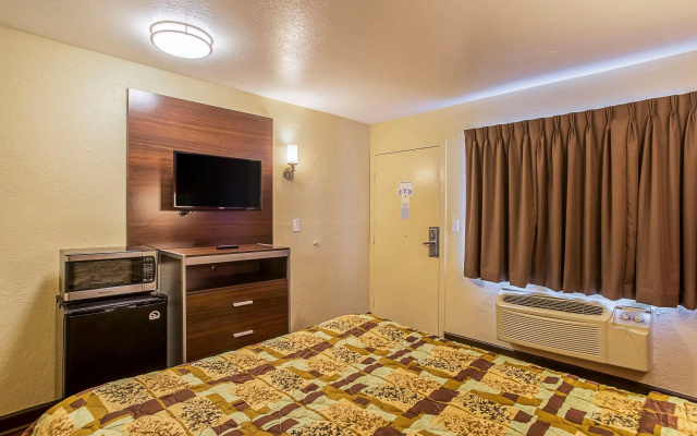 Travelodge - Nashville