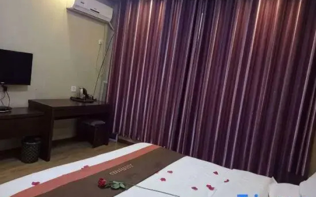 Sui County Jinshi Express Hotel