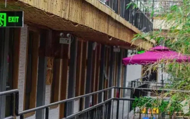 Luoyang Xiyue Homestay (Lijingmen Luoyi Ancient City)