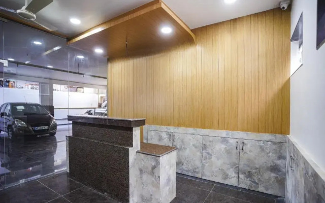 Super OYO Townhouse 942 The Pallagio