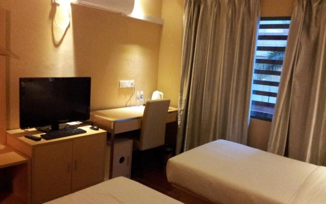 Aira Hotel